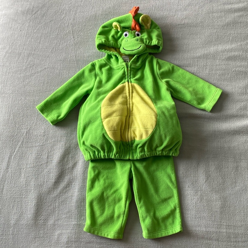 Carter’s baby Halloween dragon costume 3-6m